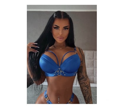  Escorts & Erotic Massage Middlesbrough Town Centre Middlesbrough - Photos for Karla new incall&autcoll party🫦🍾🥂