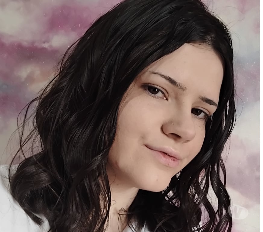 Local Swingers Leicestershire North West Leicestershire - Photos for Assistant British female