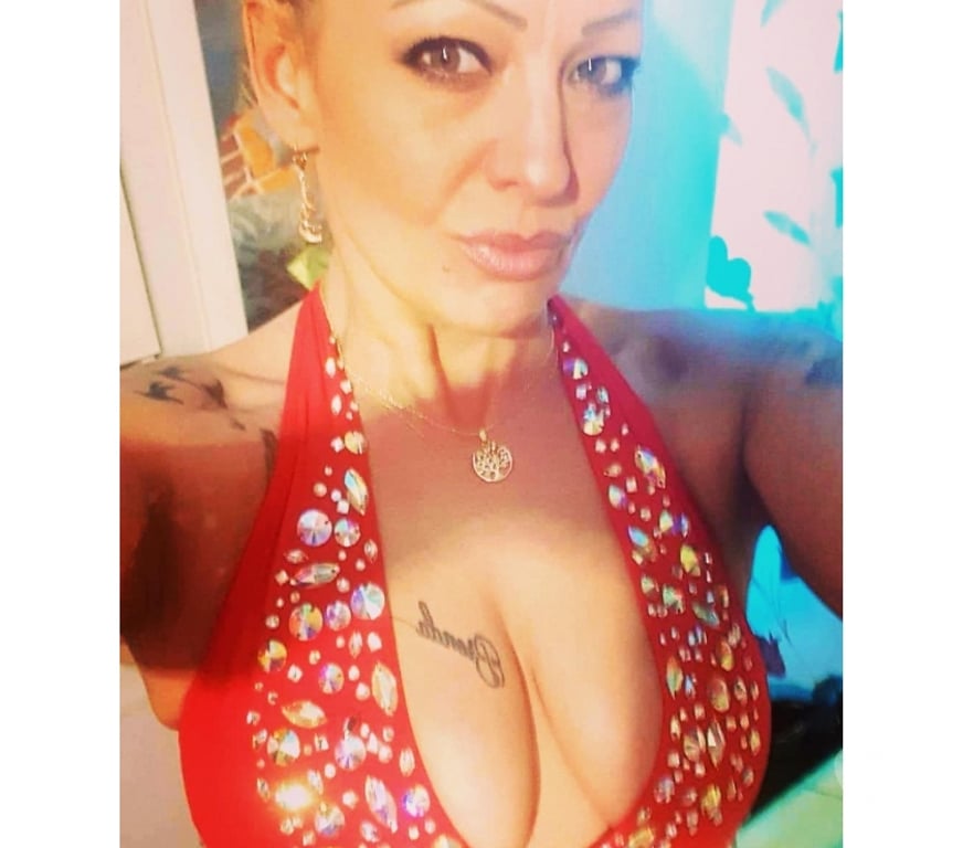 Escorts East London Canning Town - East London - Photos for Melanie milf xx