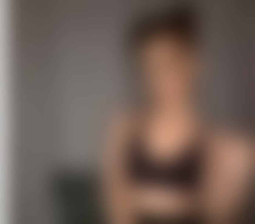 Escorts Gloucestershire Cheltenham - Photos for Sophisticated & Discrete Companion - Premium Outcalls