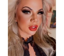 Blonde curvy lady for online fun :)