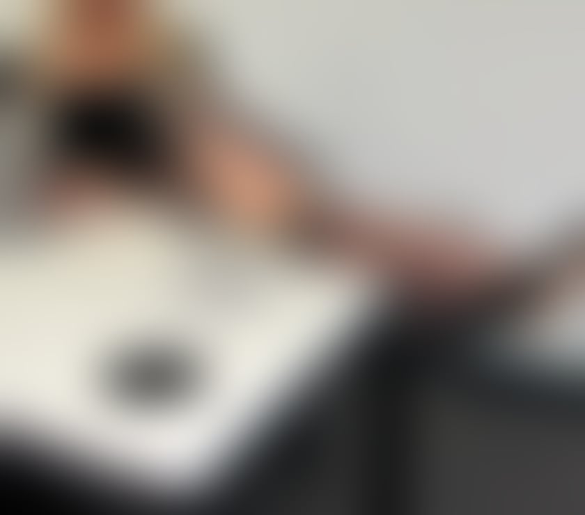 Escorts Swansea - Wales Swansea City Centre - Swansea - Photos for Tinny🫦 REAL GIRL 🔞Party girl🤤 New in town 🤤