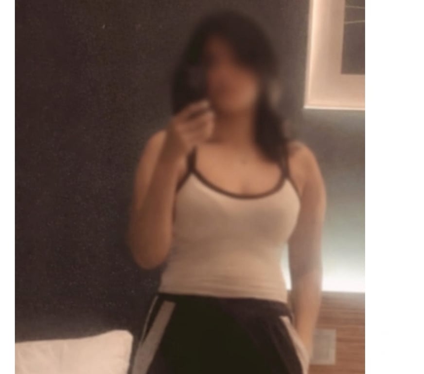 Escorts Greater Manchester Manchester - Photos for South Indian 25 years old Girl Available in Manchester