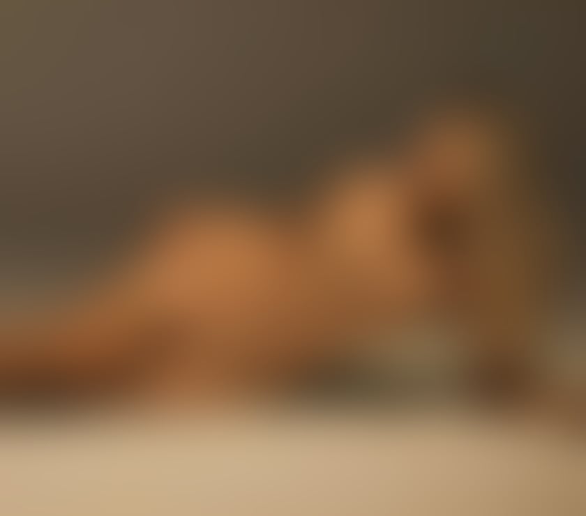 Kira - Sensual tantric body to body massage, W14