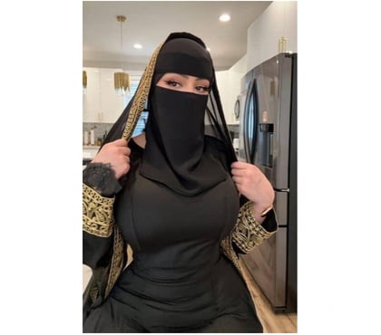  Escorts & Erotic Massage Liverpool City Centre Liverpool - Photos for Hello im aisha Pakistani escort party 24 7 only 2 days here