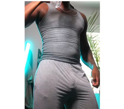 Escort Selly Oak Birmingham - Photos for Male Escort for Females, males and couples