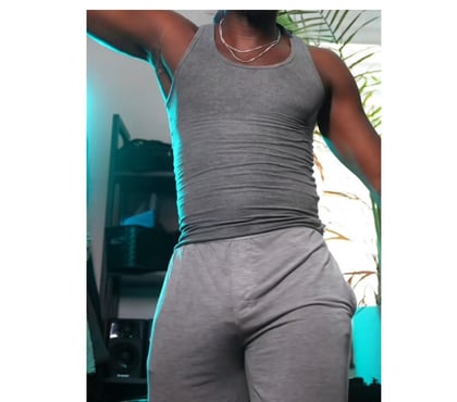 Escort Selly Oak Birmingham - Photos for Male Escort for Females, males and couples