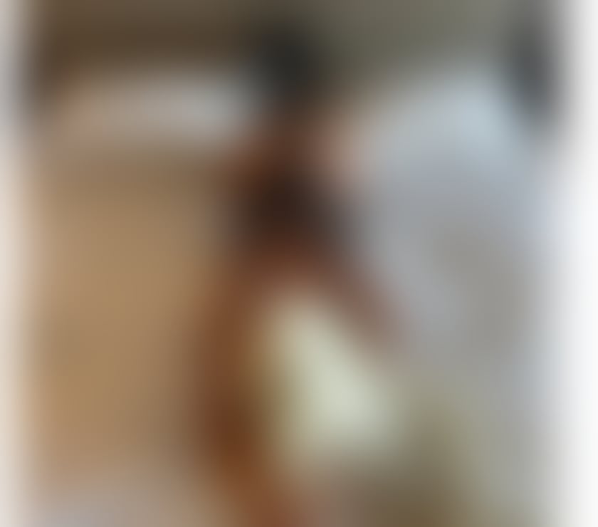 Escorts Manchester City Centre Manchester - Photos for Blonde Elegance with a Touch of Mystery 🖤🌼