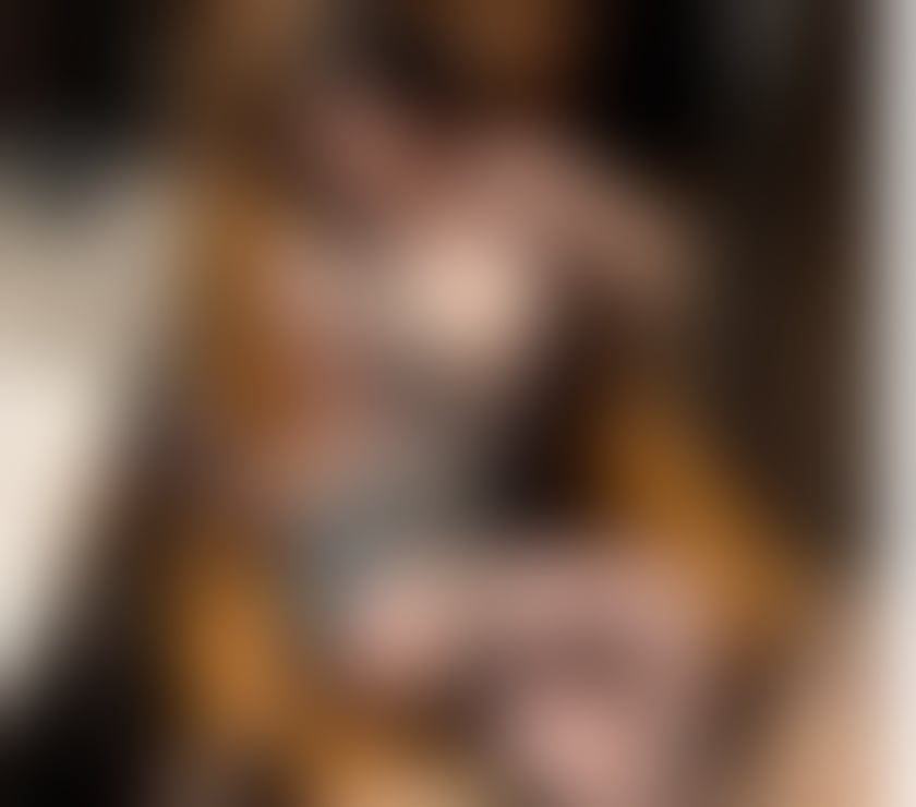 Photos for New busty girl in watford