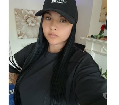 Escorts West Derby Liverpool - Photos for Clean & Friendly ,professional warm personality - discret
