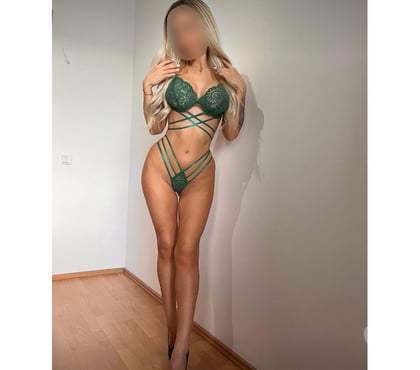 Escorts Shipley Bradford - Photos for Elegant Blonde Companion – Discreet & Refined
