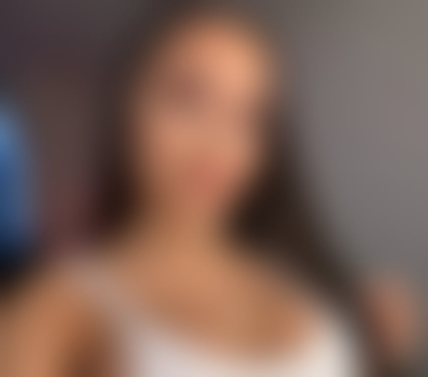 PARTY GIRL EMILY 😏 SWEET & FUN ✨ 🍒