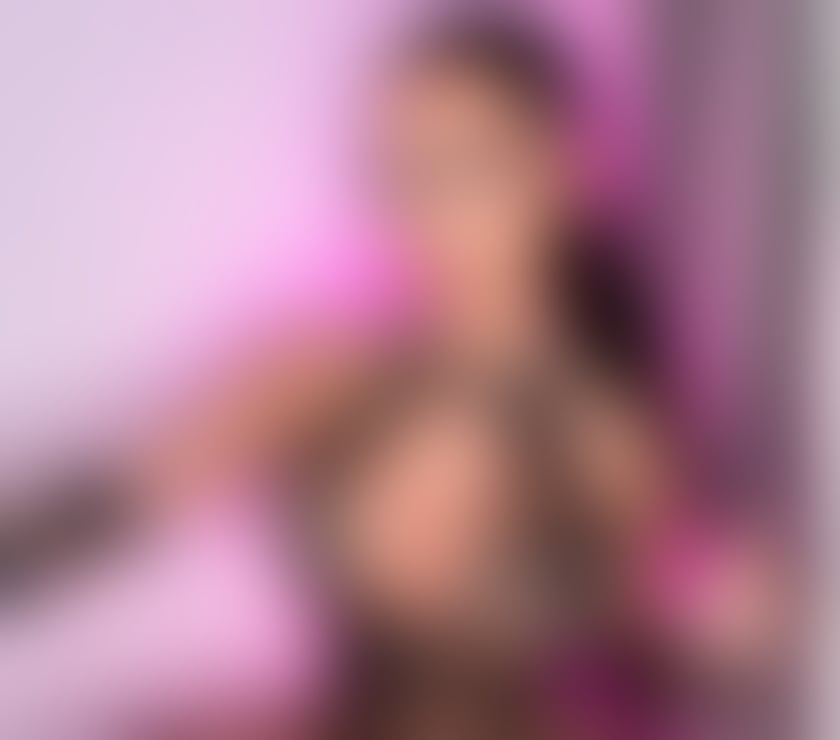 Escorts Shropshire Telford and Wrekin - Photos for EMILY 💯 PARTY ON ✨ NEW IN TOWN 🥂