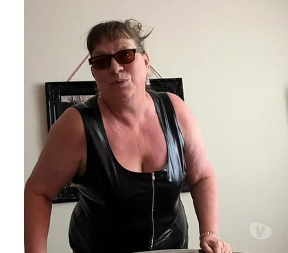 Escorts Wakefield City Centre Wakefield - Photos for SEDUCTIVE AFFABLE MILF BRITISH 🇬🇧BRUNETTE