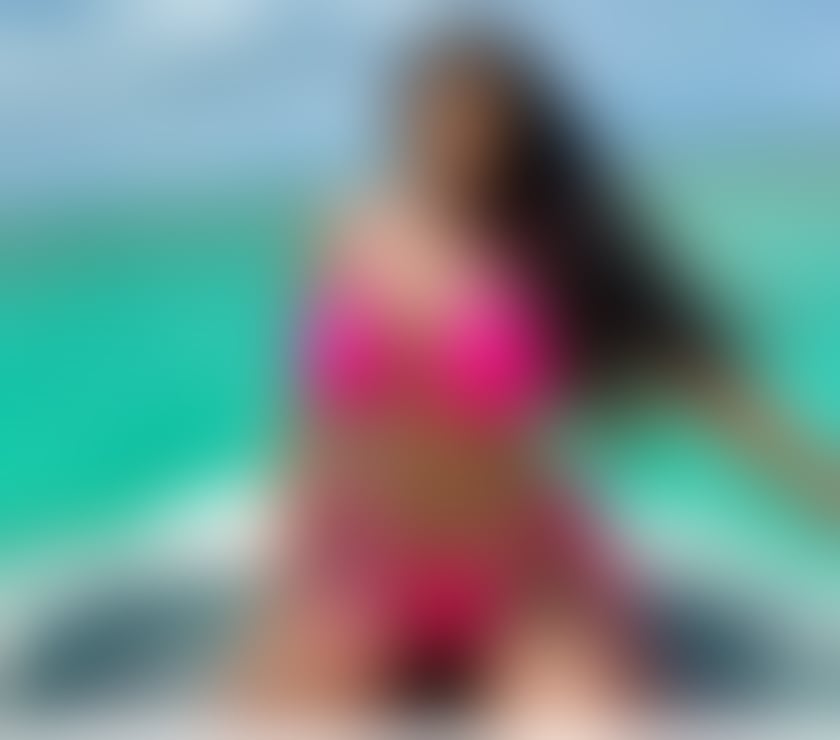 Escorts Paisley Renfrewshire - Photos for Mely 😋 hot Latina 🔥 best BJ, no rush. A level