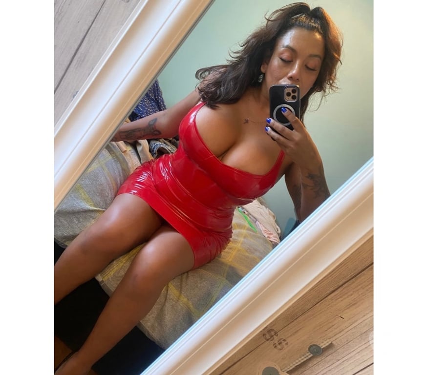 Escorts Hertfordshire Stevenage - Photos for Sexy Morena latina available now .