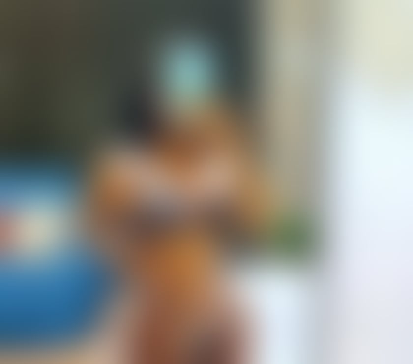 Escorts South East London Herne Hill - South East London - Photos for SEXY NEW BOMBSHELL IN TOWN 😋😋