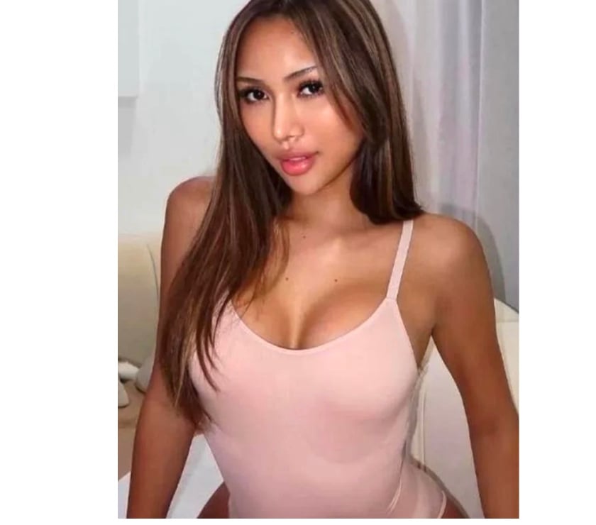 Escorts London Gatwick Airport Crawley - Photos for 💕Asian🌸Awesome🌸Best Good🌸