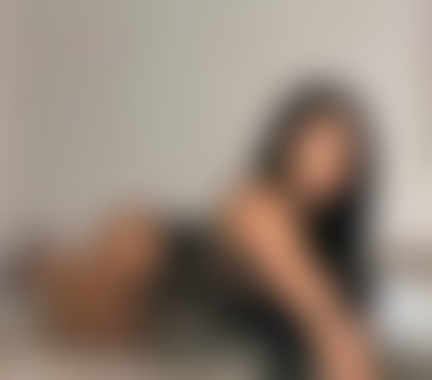 Escorts Aberdeen Aberdeen Airport - Aberdeen - Photos for New Deborah Party Girl