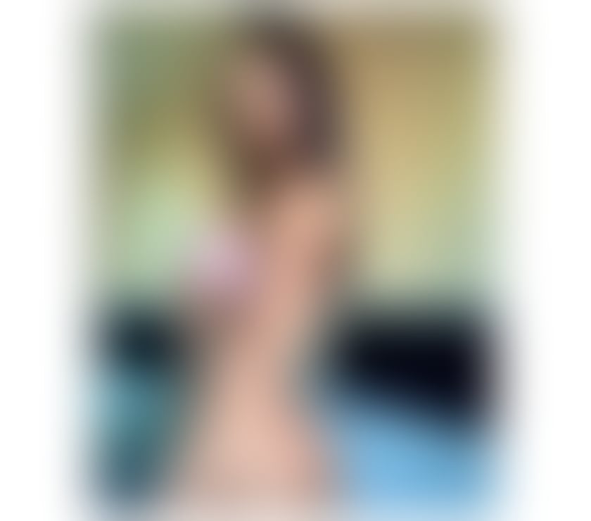 Escorts Renfrewshire Paisley - Renfrewshire - Photos for Elegant & Playful Brunette Ready to Meet You