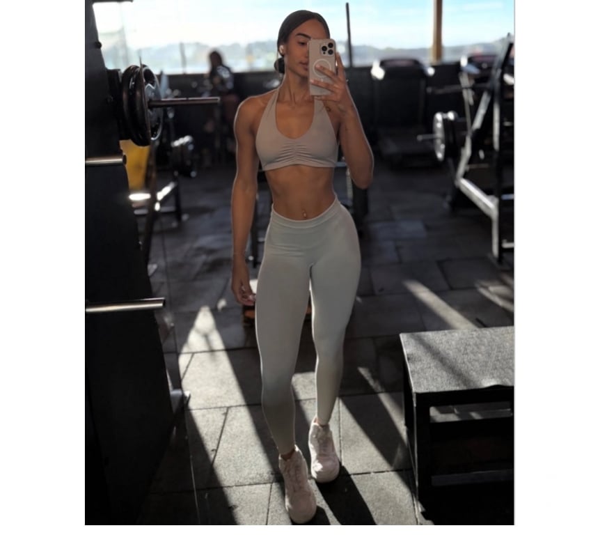 Escorts Kent Ashford - Photos for 🦋 ANA LUIZA 🍑 P@RTYGIRL 🦋