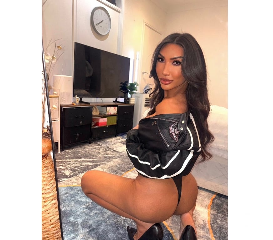 Trans Escorts Hampshire Rushmoor - Photos for Hot THAI Monica Available in Farnborough