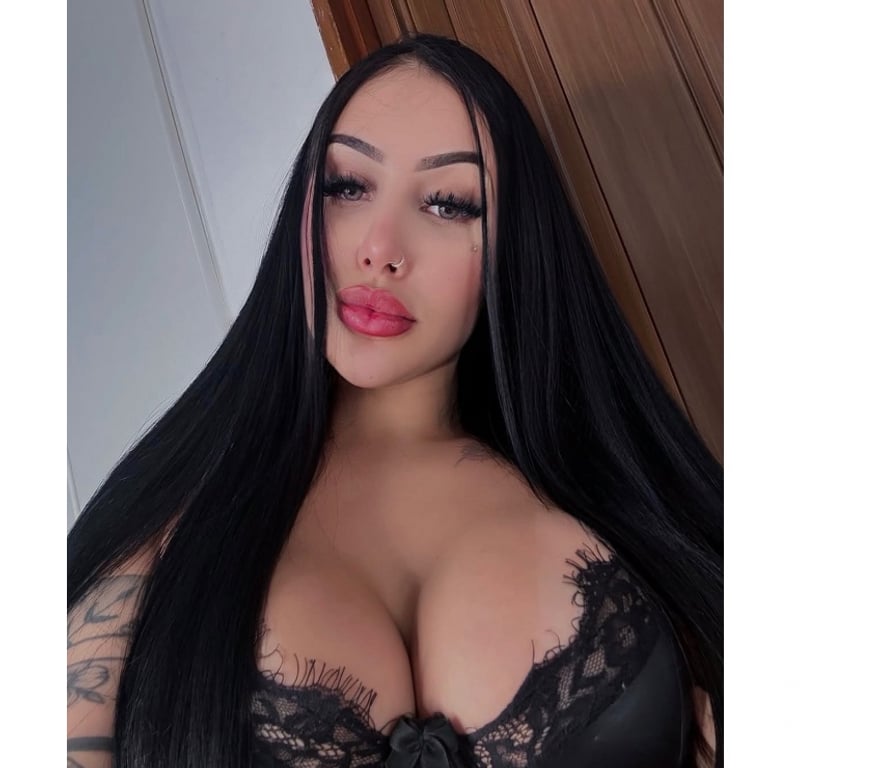 Escorts East London Canning Town - East London - Photos for 💋Anna party girls new in town Brazilian 🇧🇷