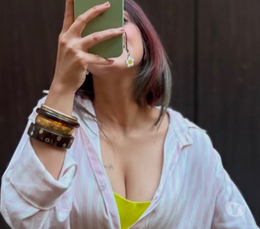 Escorts West Midlands Wolverhampton - Photos for A new college girls available in your city for enjoyment