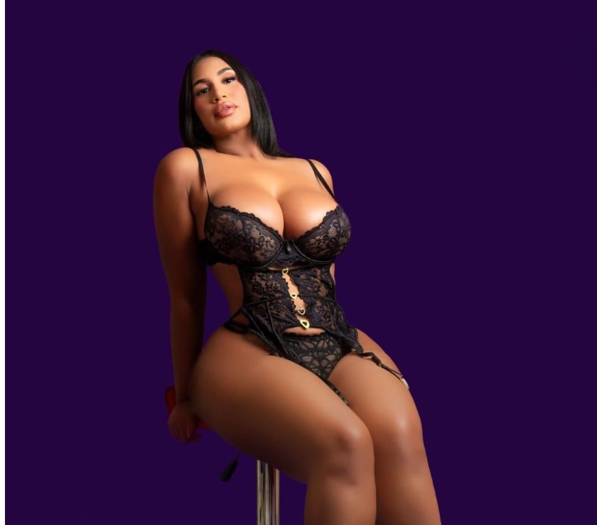 Escorts Bedfordshire Central Bedfordshire - Photos for 🍭🎀BOMBOSHELL🎀🍭BIG BOOBIES😝🇩🇴