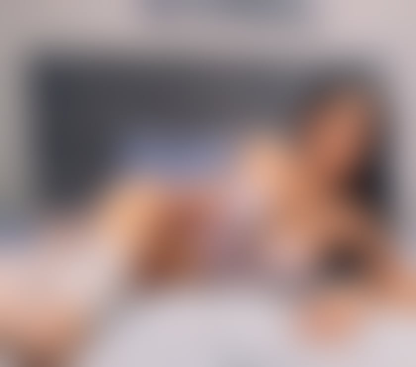 Escorts Surrey Guildford - Photos for Slim Sexy Feminine Busty Curvy 🔥 Thai TS Ladyboy x