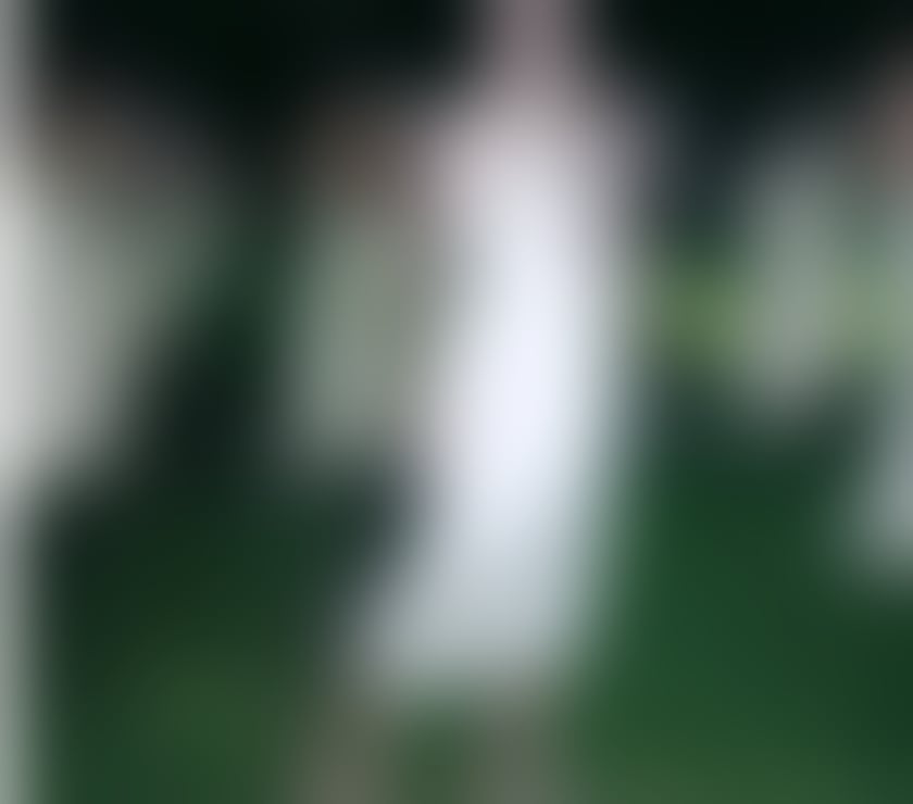 Escorts Surrey Guildford - Photos for Slim Sexy Feminine Busty Curvy 🔥 Thai TS Ladyboy x