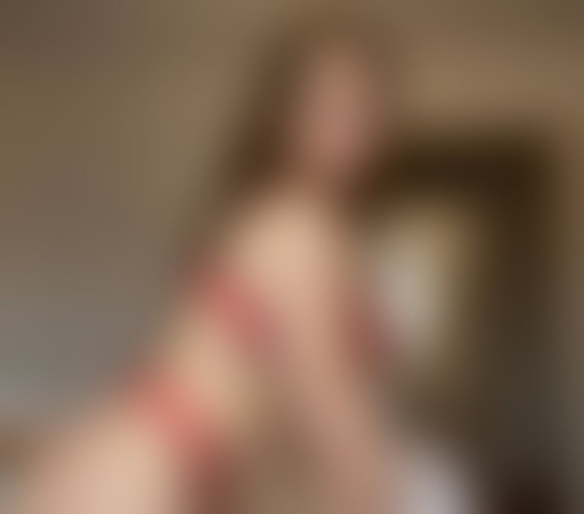 Escorts West Midlands Birmingham - Photos for Chloe Ready party 🥂💕