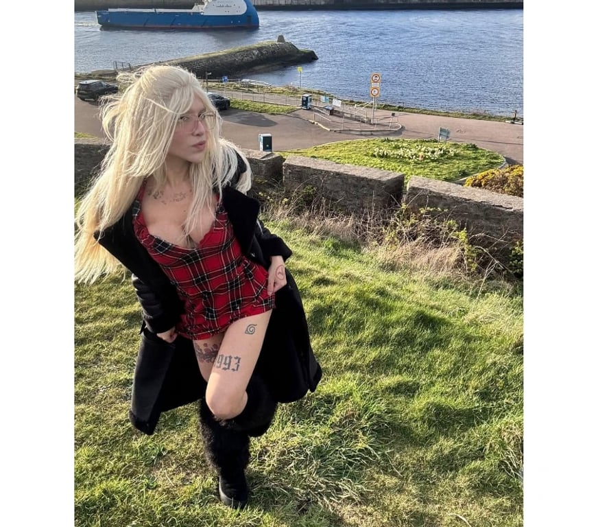 Trans Escorts Edinburgh Portobello - Edinburgh - Photos for Lulu xxL big top vers