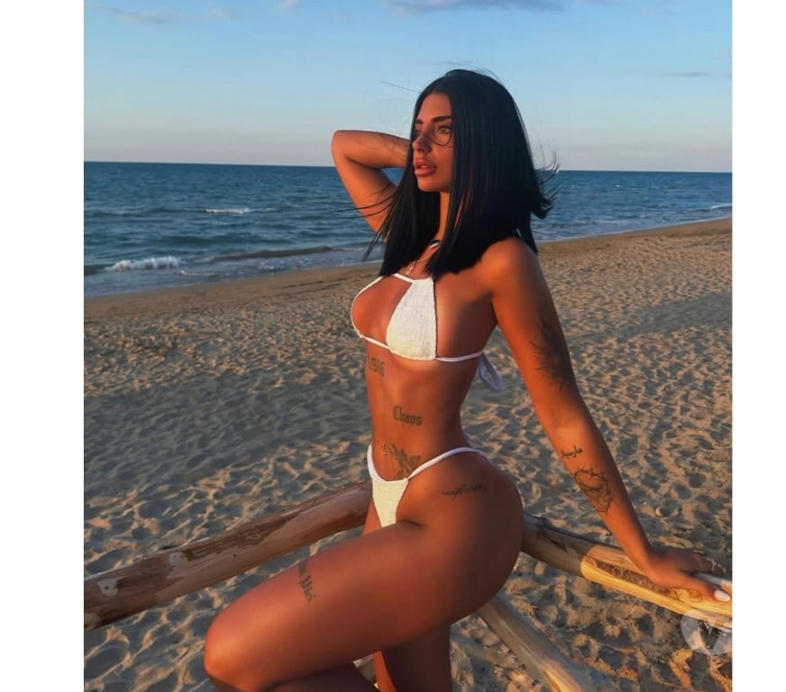 Escorts West London East Acton Station - West London - Photos for CHARMING, CONFIDENT AND FULL OF ENERGY 🌸❤️‍🔥