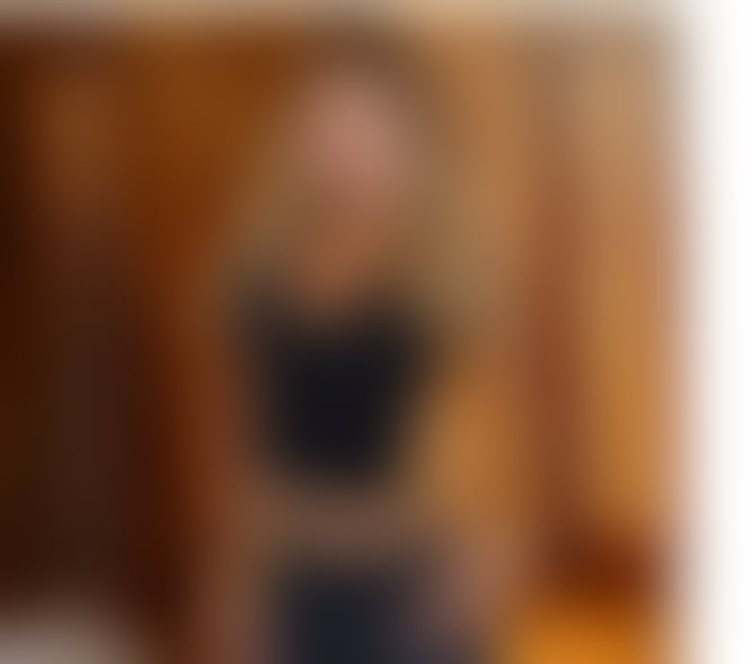 Escorts Hampshire Rushmoor - Photos for 🎉 MELINA YOUR NAUGHTY PARTY GIRL🔥