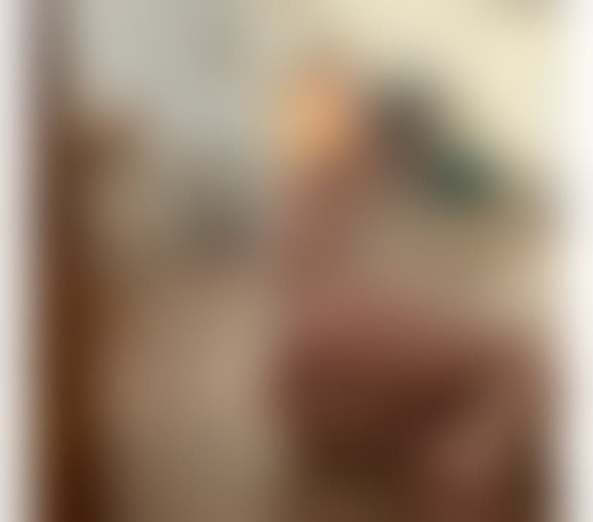 Escorts Hampshire Rushmoor - Photos for 🎉 MELINA YOUR NAUGHTY PARTY GIRL🔥