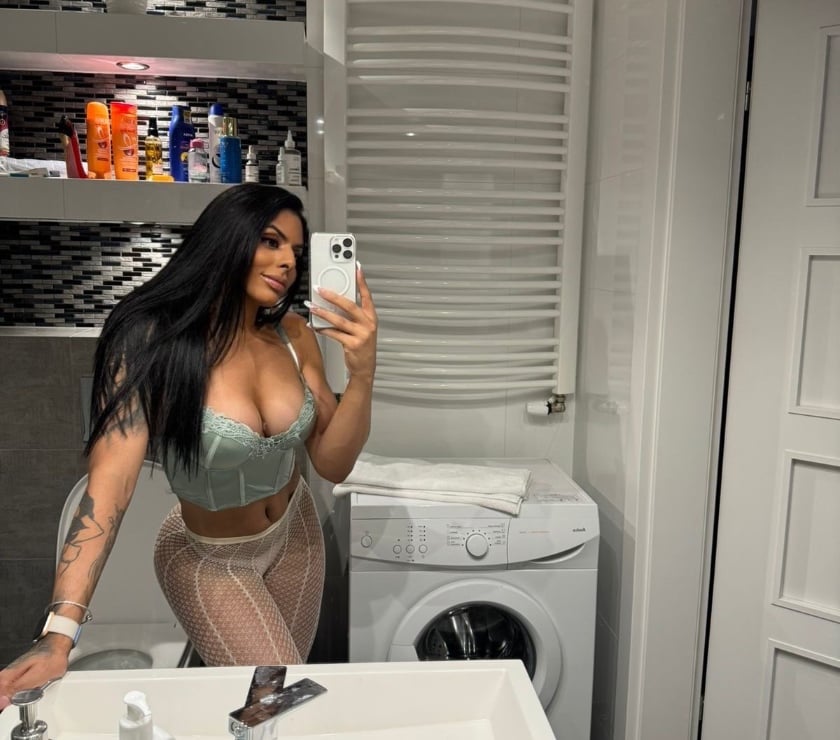 Trans Escorts Glasgow Glasgow City Centre - Glasgow - Photos for TS DEUSA DO ÉBANO - NUMBER 01