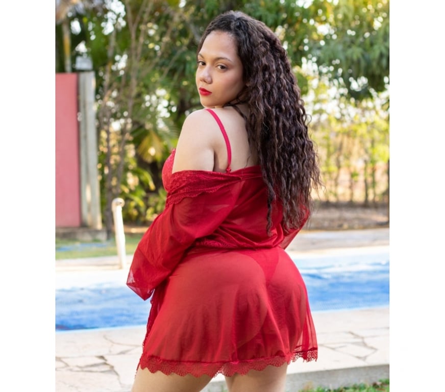 Escorts West Northamptonshire Northampton - West Northamptonshire - Photos for Curvy Brazilian Girl 👅💦OWO and French Kiss Included