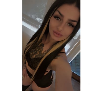 Private Escorts & Erotic Massage Stratford Station East London - Photos for Tempting Beauty 🤍 Sweet & Addictive♥️