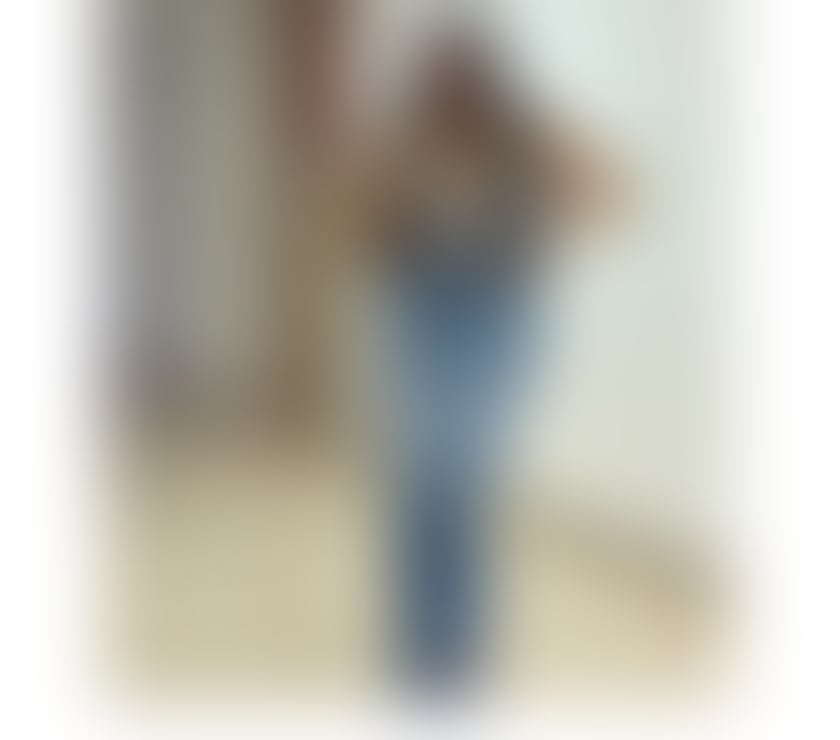 HI IM MARY NEW IN TOWN CALL ME ON 07539022561