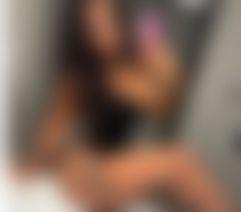 Escorts Luton Town Centre Luton - Photos for SHAKIRA🍑BIG ASS 🍑BEAUTIFUL CUERVES📞👅