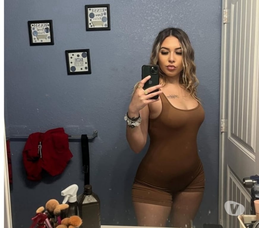 Escorts Wiltshire Swindon - Photos for Hi EMMA 💙 SEXY PARTY GIRL IN TOWN 💙🍾,