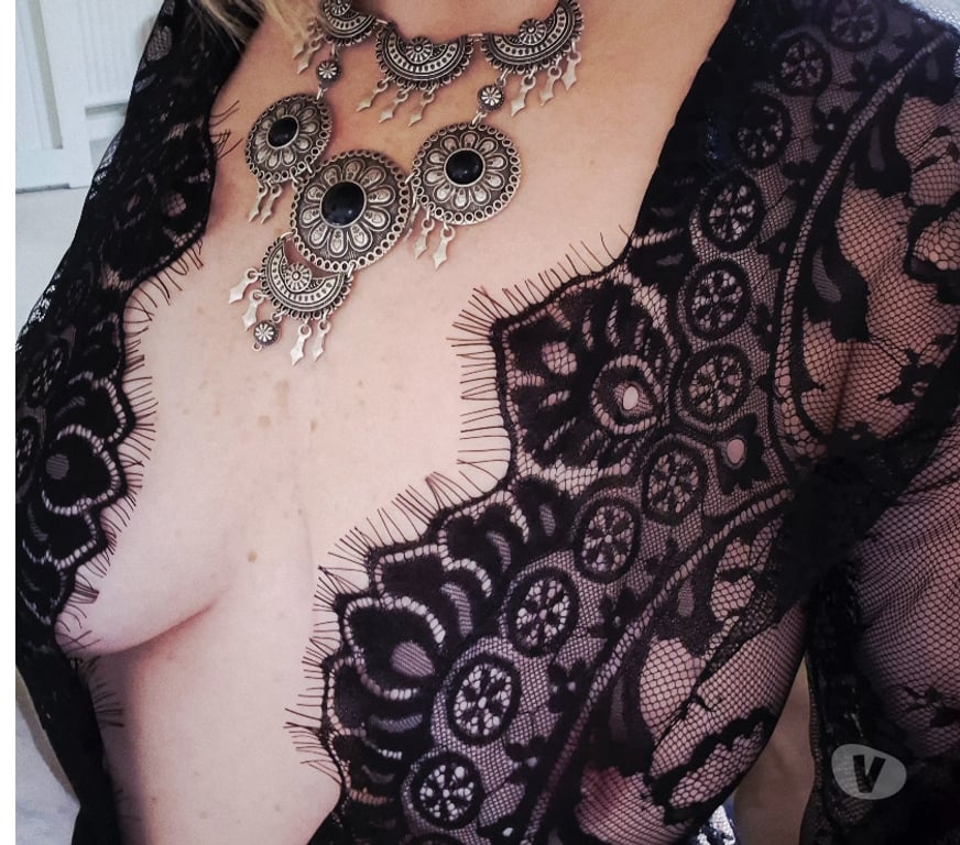 Escorts Gloucestershire Stroud - Photos for Sensual dominatrix and occassional escort