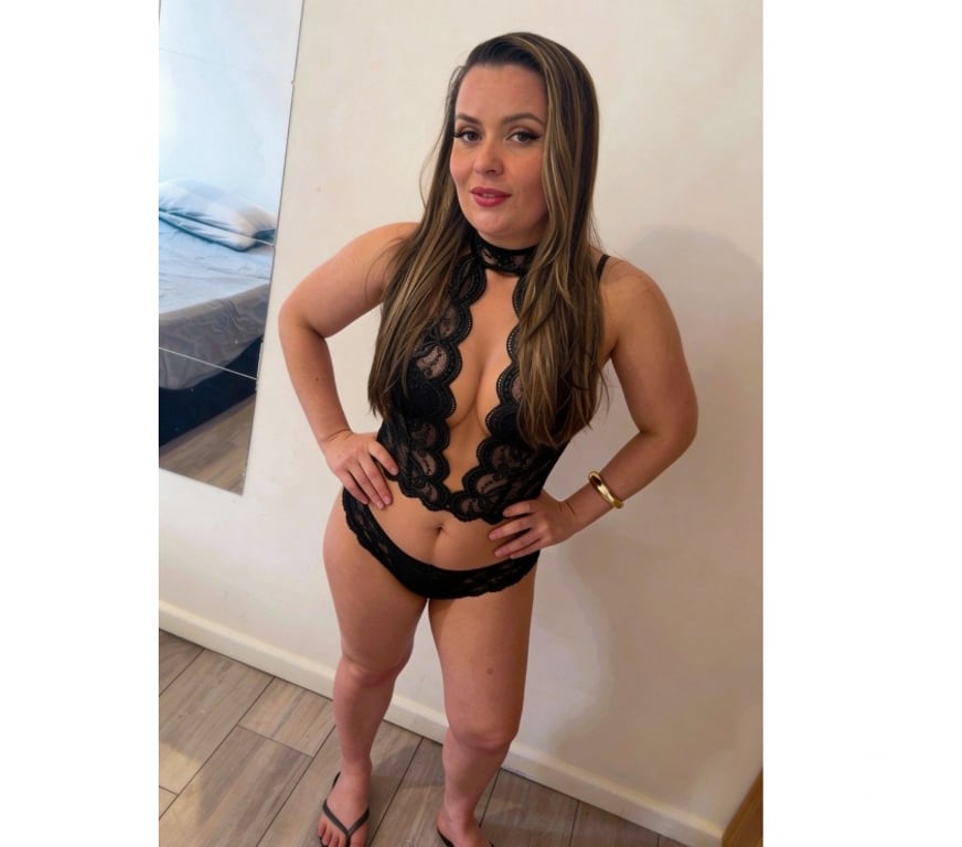 Escorts Buckinghamshire Aylesbury - Buckinghamshire - Photos for Hot 🔥 Brazilian 🇧🇷 in town 🎉