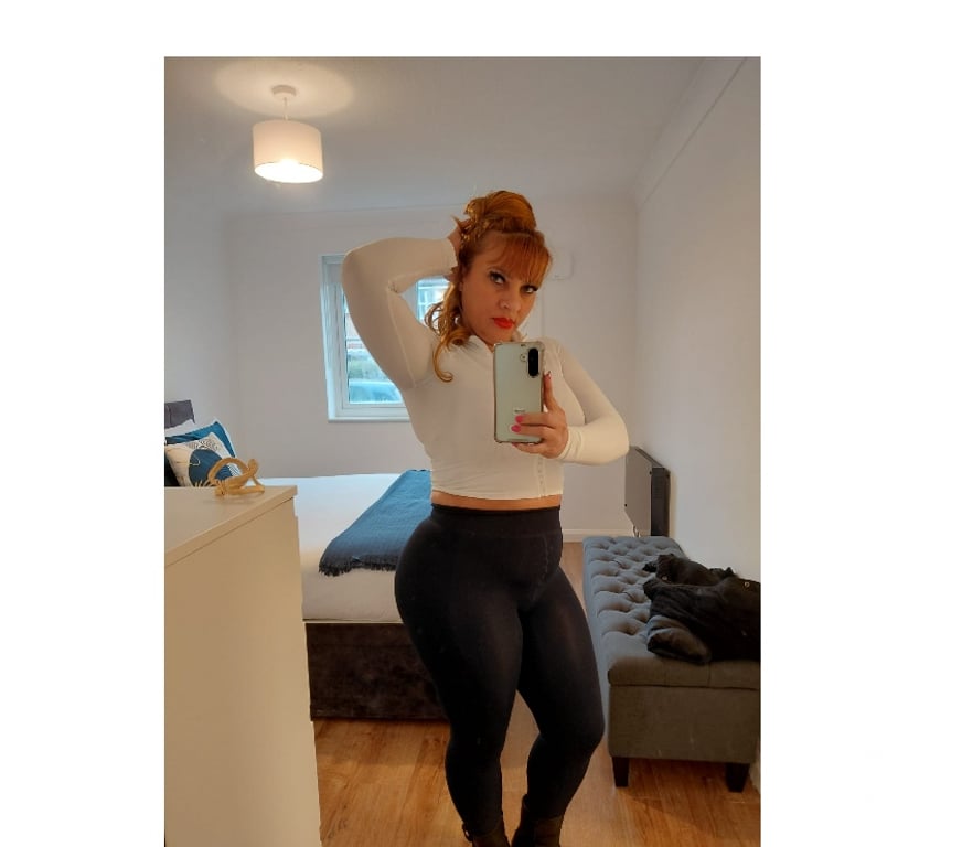 Escorts Leicestershire Leicester - Photos for Perolla Sexy, I'm a woman who likes to party however she wan