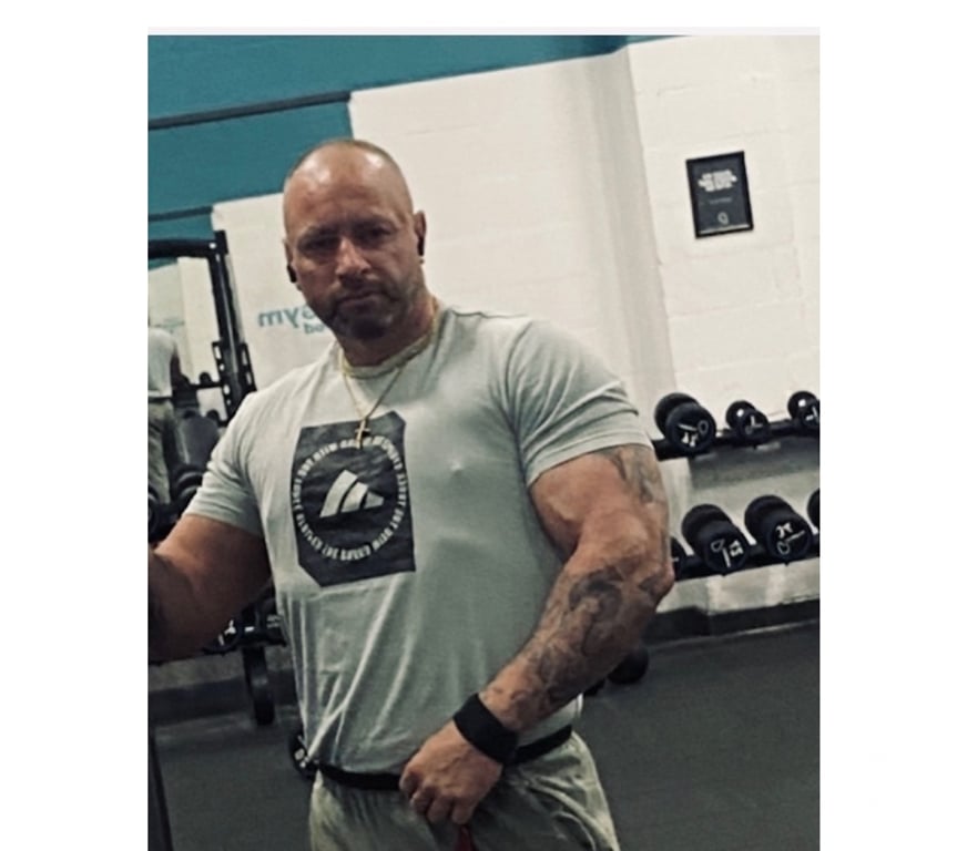 Escorts Greater Manchester Manchester - Photos for David discreet escort and massage WOMEN ONLY