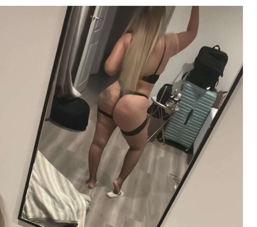 Escorts Dorset Bournemouth, Christchurch and Poole - Photos for Bianca Curve big ass big boobs