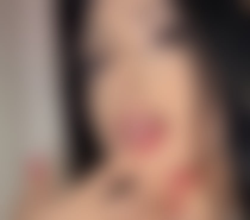 Escorts Glasgow Barrhead - Glasgow - Photos for Warm, Friendly & Discreet – Message Me Anytime