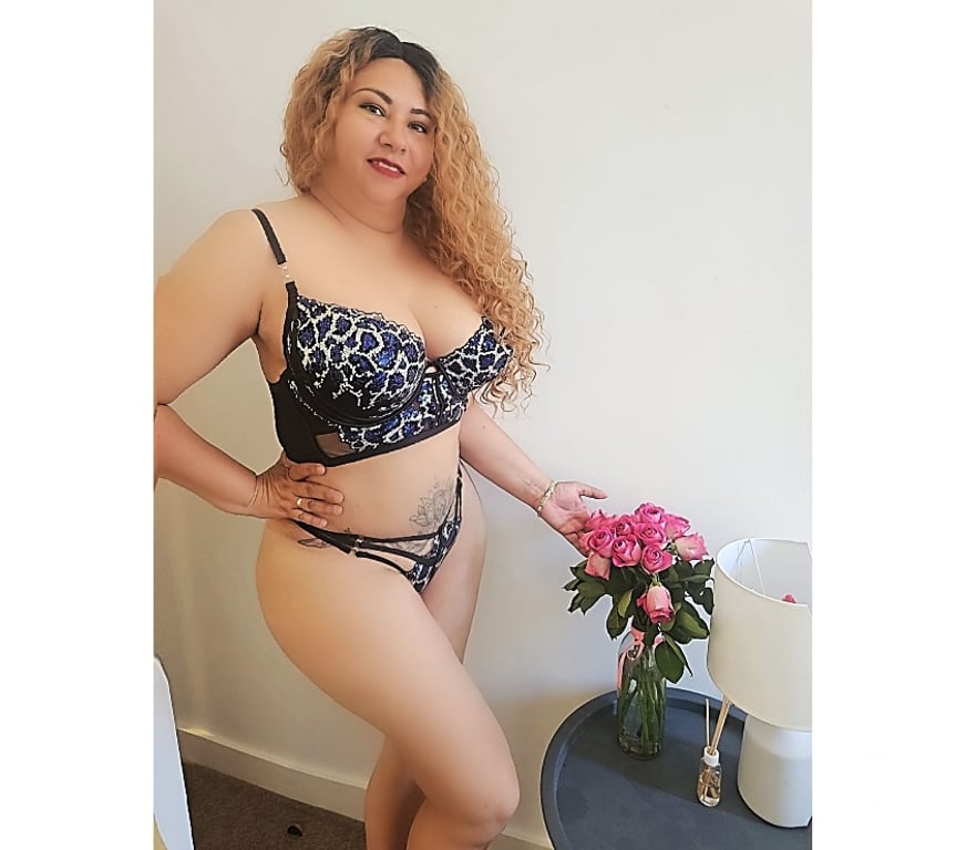 Escorts East London Stratford - East London - Photos for 😋HOT LATIN BLONDE 😋