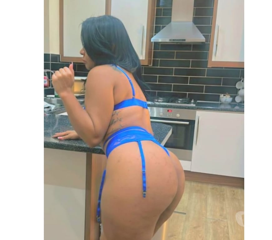 Escorts North London Tottenham - North London - Photos for KAMILLA GIRL BRAZILIAN PARTY 🥳🥂🍻🍷🍑